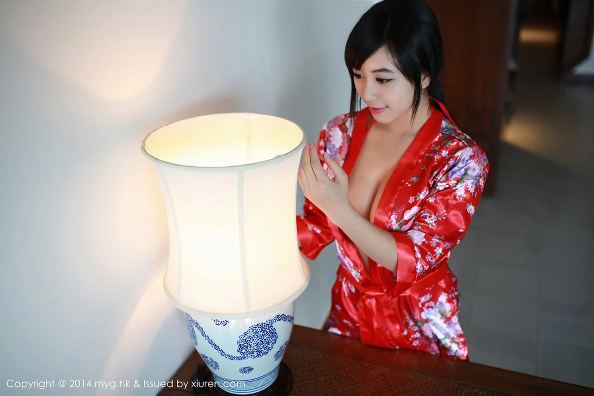 Xrmnw.Vip_黄可_写真