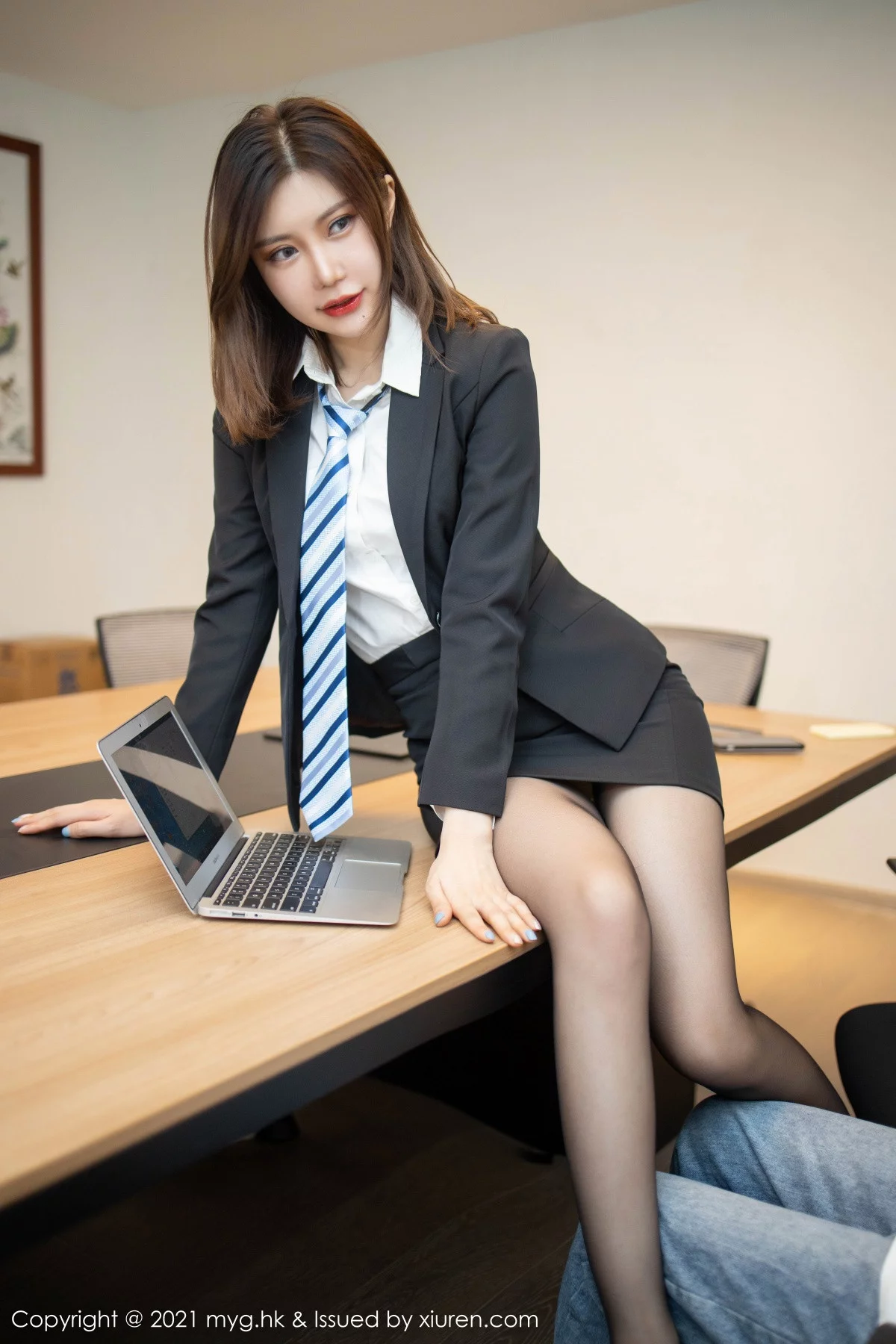 Xrmnw.Vip_绮里嘉_写真