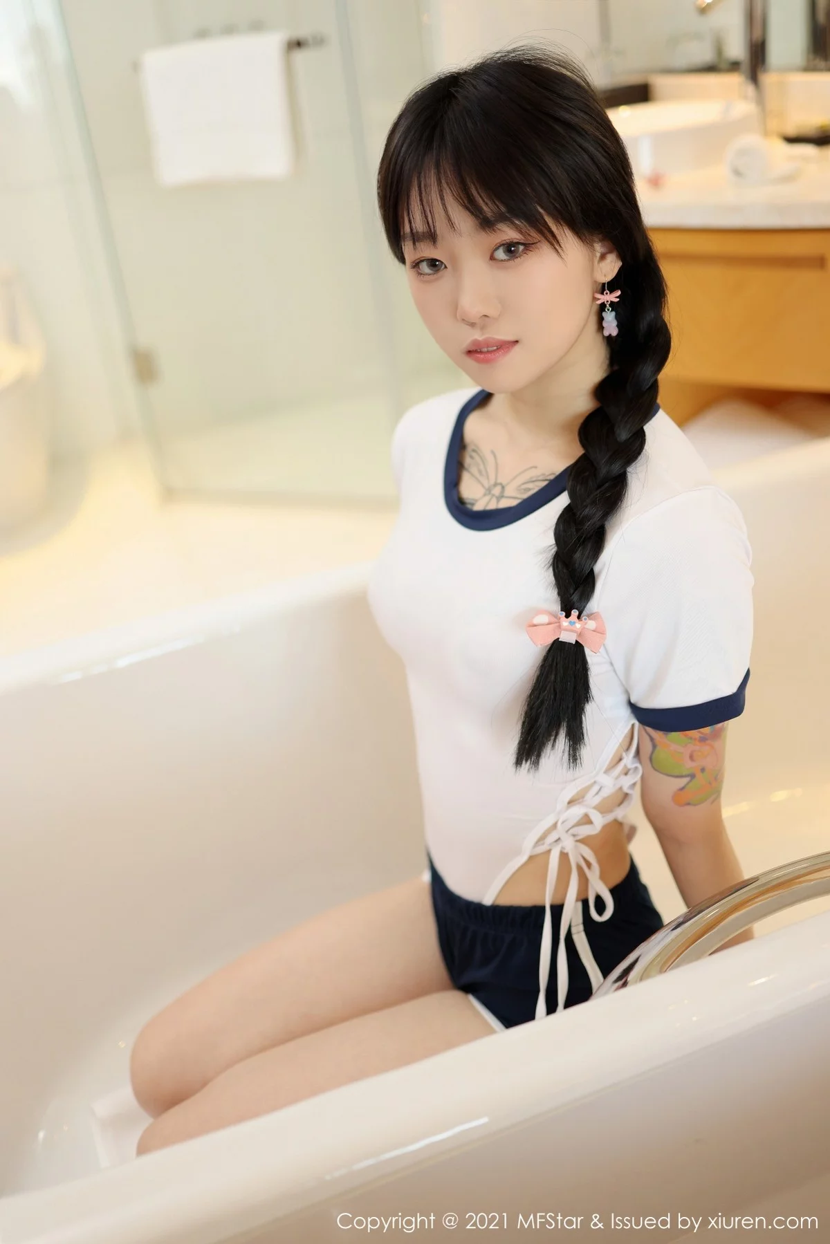 Xrmnw.Vip_奶瓶子_写真