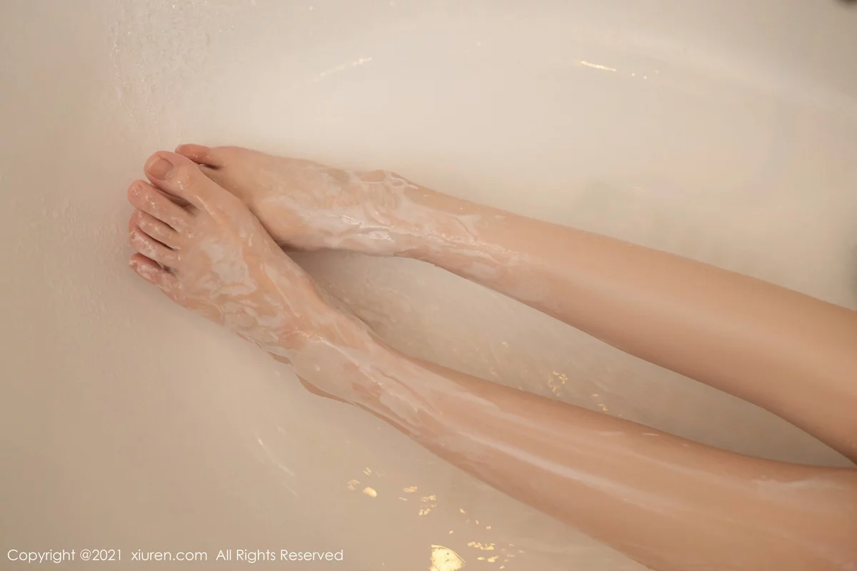 Xrmnw.Vip_鱼子酱_写真