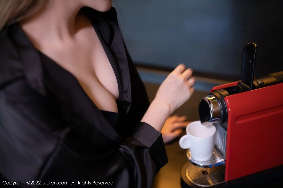 Xrmnw.Vip_鱼子酱_写真