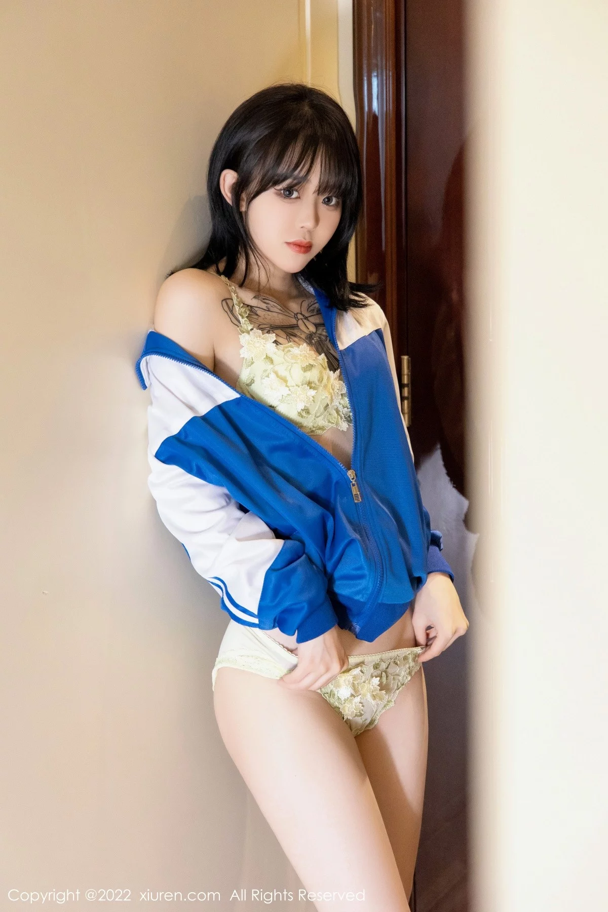 Xrmnw.Vip_奶瓶_写真
