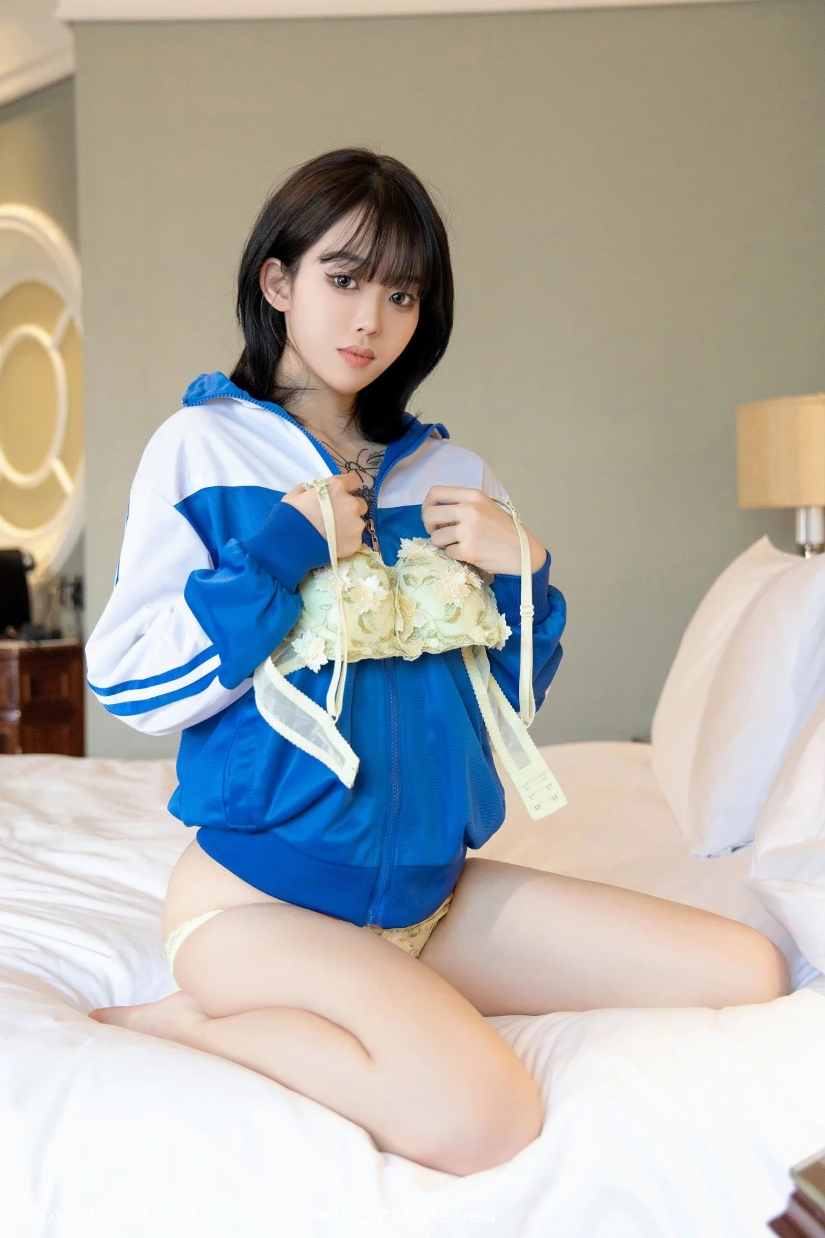 Xrmnw.Vip_奶瓶_写真