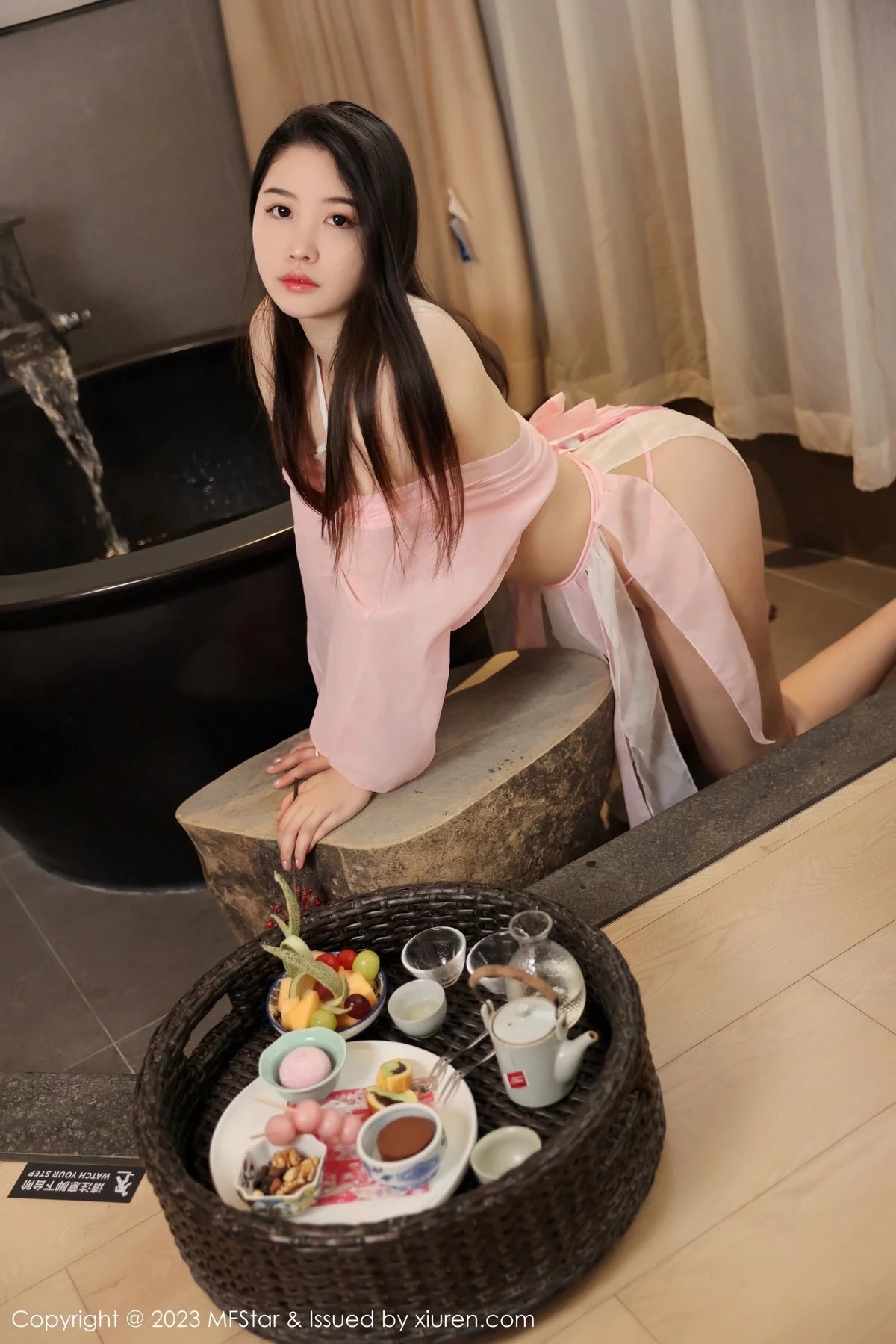 Xrmnw.Vip_樱桃小犊子_写真