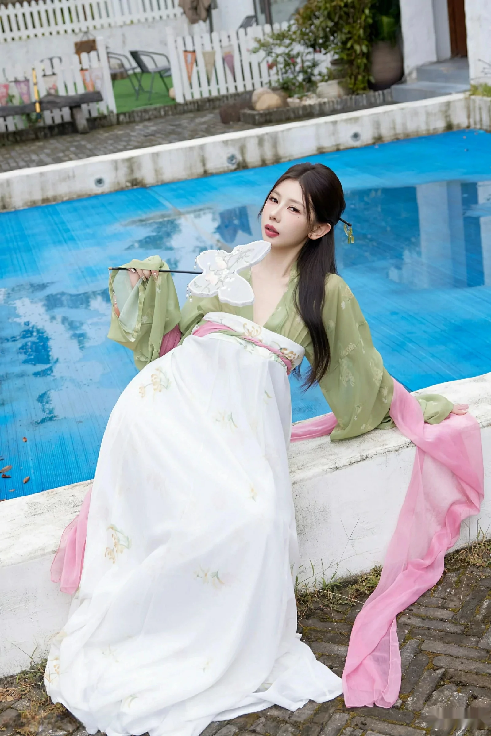 Xrmnw.Vip_尹甜甜_合集 Xrmnw.Vip_尹甜甜_写真